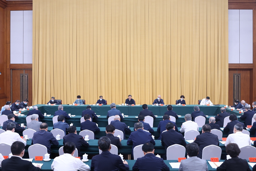 6月2日,中共中央总书记、国家主席、中央军委主席习近平在北京出席文化传承发展座谈会并发表重要讲话。